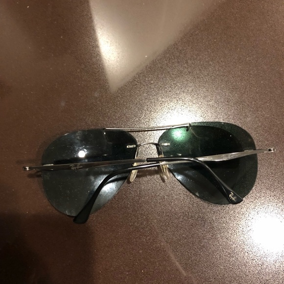 Ray Ban Aviators - Picture 2 of 4